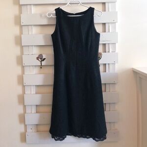 Smart Set 𝅺midi wool dress with lace trim